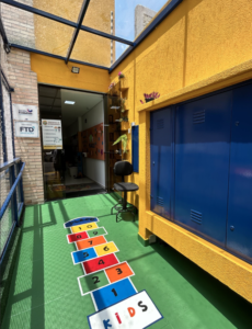 Sala multiuso da Escola Place planejada com cuidado e carinho